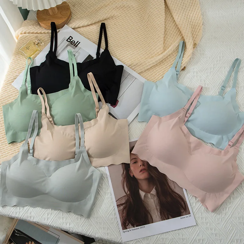 2.0 Sports Top Underwear Gym Yoga Bra with No Trace One Piece No Steel Ring Shock-absorbing Sleep Underwear
2.0 Sports Top Underwear Gym Yoga Bra with No Trace One Piece No Steel Ring Shock-absorbing Sleep Underwear