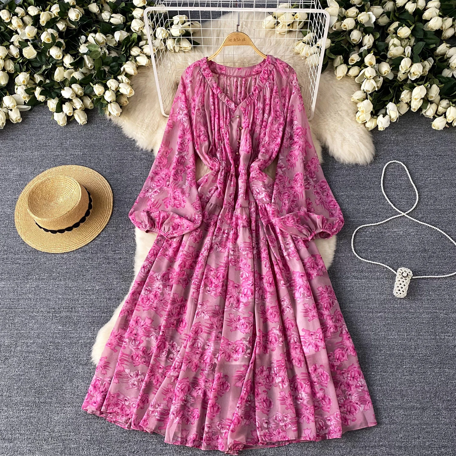 Elegant Vintage print Lantern Sleeve Dress Chic Sexy V-neck Slim Vestidos Summer Vacation Party Women chiffon Dresses
Elegant Vintage print Lantern Sleeve Dress Chic Sexy V-neck Slim Vestidos Summer Vacation Party Women chiffon Dresses