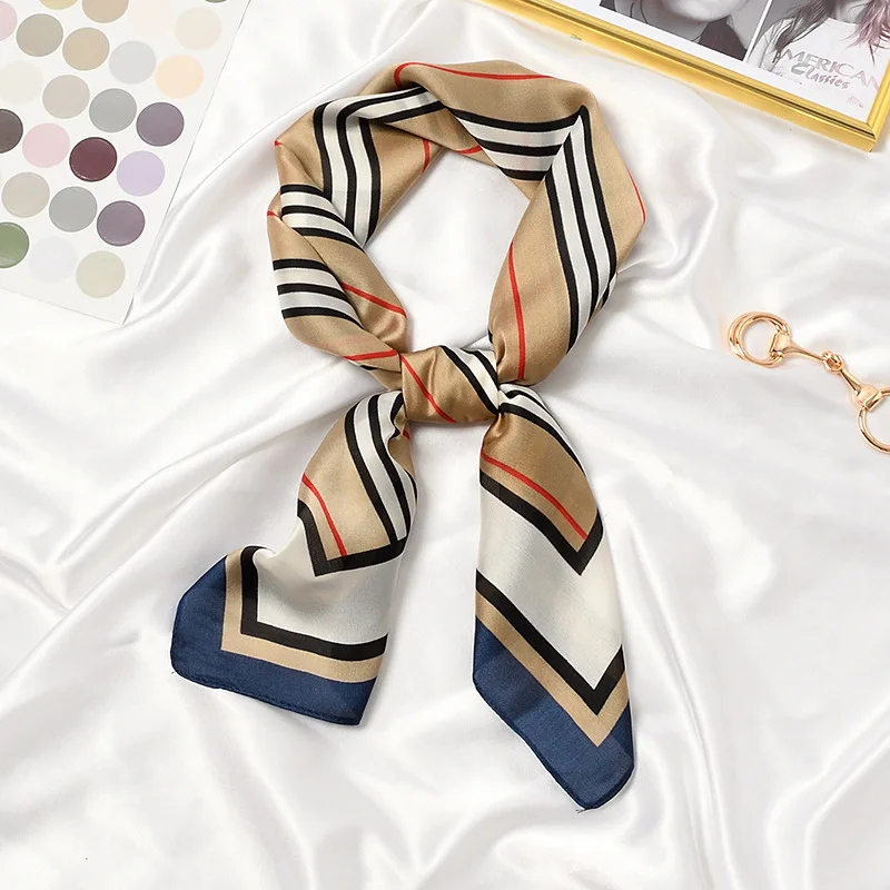 70 * 70cm fashion imitation silk scarf women's handkerchief printing women's Square Head Scarf small neck scarf women's scarf
70 * 70cm fashion imitation silk scarf women's handkerchief printing women's Square Head Scarf small neck scarf women's scarf
