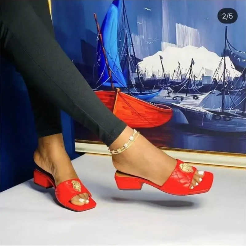 2023 New High-heeled Shoes Women's Sandals Hardware Buckle All-match Summer Slippers
2023 New High-heeled Shoes Women's Sandals Hardware Buckle All-match Summer Slippers