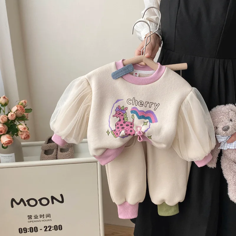 Baby Girl Autumn and Winter Suit Fleece-Lined New Children Western Style Fashion Thickened Girls' Sweater Two-Piece Winter Cloth
Baby Girl Autumn and Winter Suit Fleece-Lined New Children Western Style Fashion Thickened Girls' Sweater Two-Piece Winter Cloth