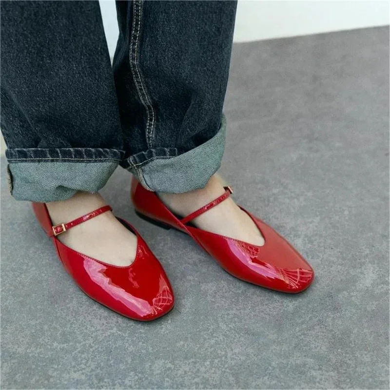 Woman Red Mary Jane Shoes 2024 Summer Chic Faux Patent Leather Flats Womens Fashion Round Toe Buckle Strap Single Shoes Woman Red Mary Jane Shoes 2024 Summer Chic Faux Patent Leather Flats Womens Fashion Round Toe Buckle Strap Single Shoes