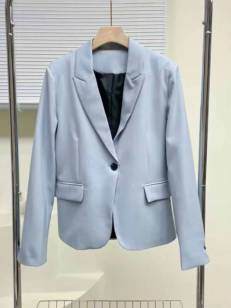Women New Fashion Pocket decoration Basic Single buckle Solid slim Blazer Coat Vintage Long Sleeve Female Outerwear Chic
Women New Fashion Pocket decoration Basic Single buckle Solid slim Blazer Coat Vintage Long Sleeve Female Outerwear Chic