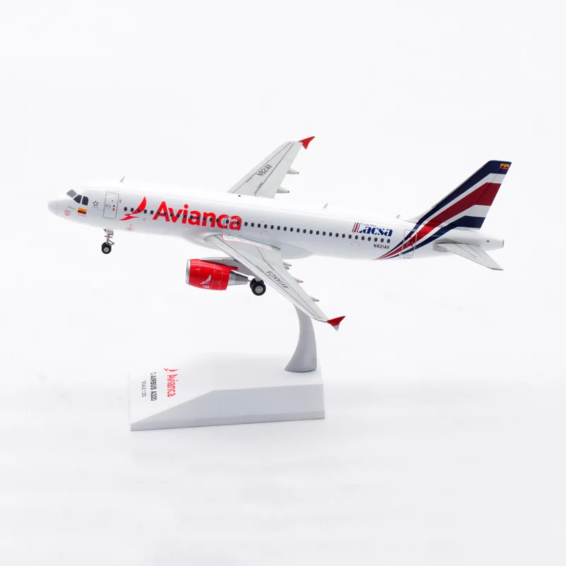 

JC Wings 1:200 Scale A320 N821AV Aircraft Model Diecast Alloy Static Display Classics Souvenir Collection Toys Gifts Nostalgia
