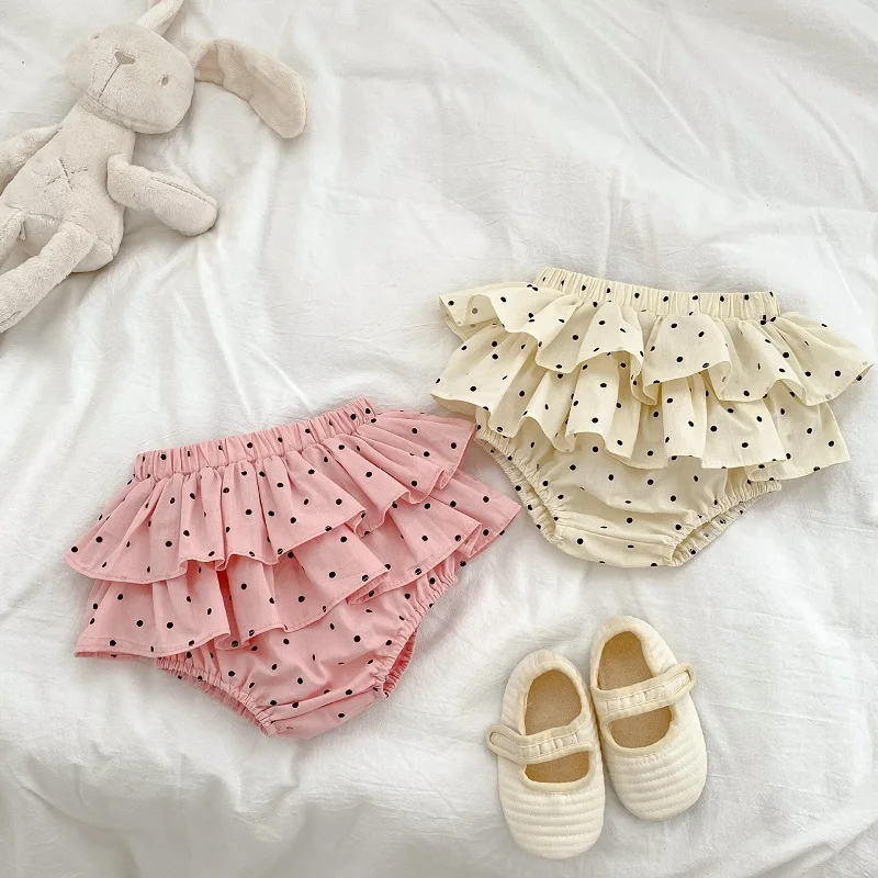 Baby Girls Bloomers Summer Dot Printing Cake Lace Skirt Pants Cotton Solid Ruffle Shorts Summer Fart Wrap Shorts Beach Pants
Baby Girls Bloomers Summer Dot Printing Cake Lace Skirt Pants Cotton Solid Ruffle Shorts Summer Fart Wrap Shorts Beach Pants