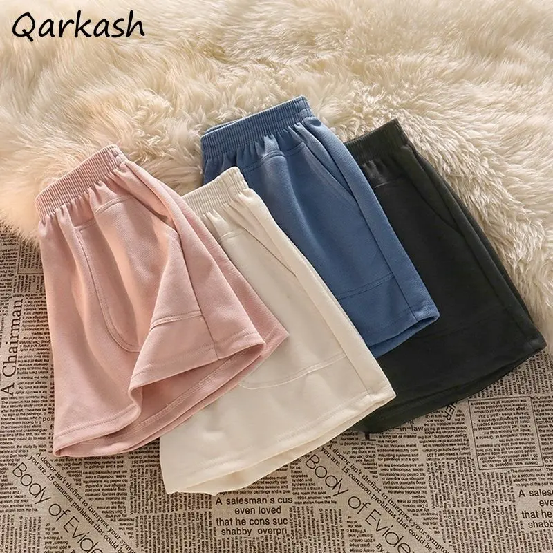 5 Colors Shorts Women Wide Leg Sporty Loose Fashion Solid Personality Streetwear All-match Casual Summer Pockets Elastic Waist
5 Colors Shorts Women Wide Leg Sporty Loose Fashion Solid Personality Streetwear All-match Casual Summer Pockets Elastic Waist