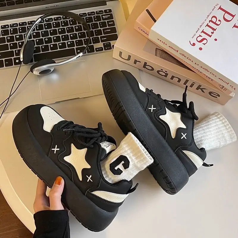 Kawaii Sports Shoes Sneakers for Women Tennis Female Flats Casual Vintage Platform Vulcanize Cute Footwear Spring Summer
Kawaii Sports Shoes Sneakers for Women Tennis Female Flats Casual Vintage Platform Vulcanize Cute Footwear Spring Summer