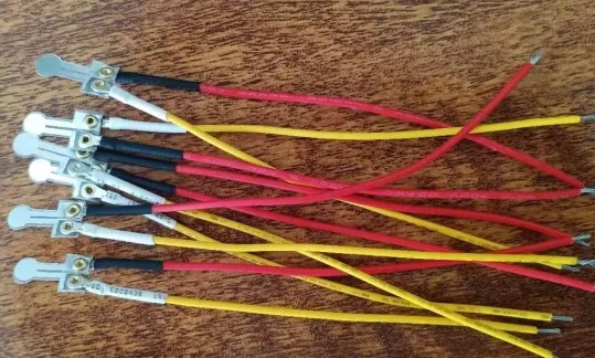 PVDF пьезоэлектрический тонкий пленочный пьезоэлектрический пленочный патч-сенсор диаметр 5 мм круглый импульсный датчик 
PVDF пьезоэлектрический тонкий пленочный пьезоэлектрический пленочный патч-сенсор диаметр 5 мм круглый импульсный датчик
