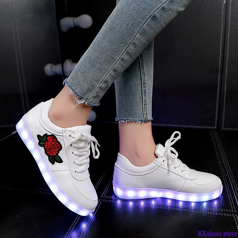 Size 27-42 Kids USB Luminous Sneakers for Girls Boys Women Shoes with Light Led Shoes Glowing Sneakers Krasovki with Backlight
Size 27-42 Kids USB Luminous Sneakers for Girls Boys Women Shoes with Light Led Shoes Glowing Sneakers Krasovki with Backlight