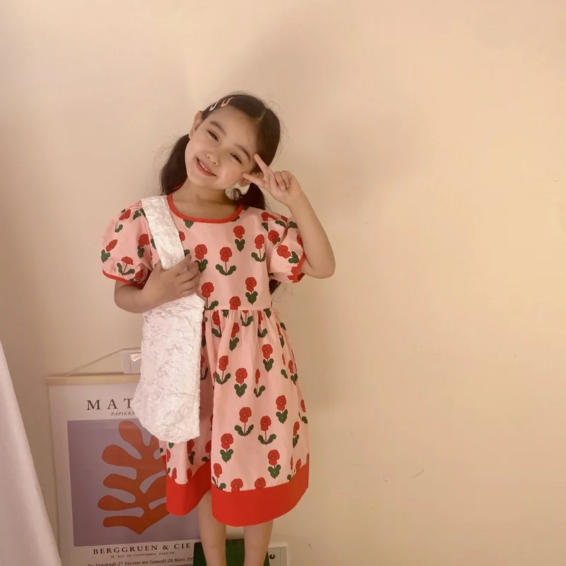 2022 Spring and Summer New Korean Girls Short Sleeve Floral Cotton Princess Dresses Children's Ruffles Causal Dress 
2022 Spring and Summer New Korean Girls Short Sleeve Floral Cotton Princess Dresses Children's Ruffles Causal Dress