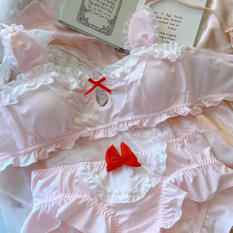 

Lolita cute lingerie breifs large size girl students pink bunny ears regiseno tube top no steel ring Japanese bra panties set