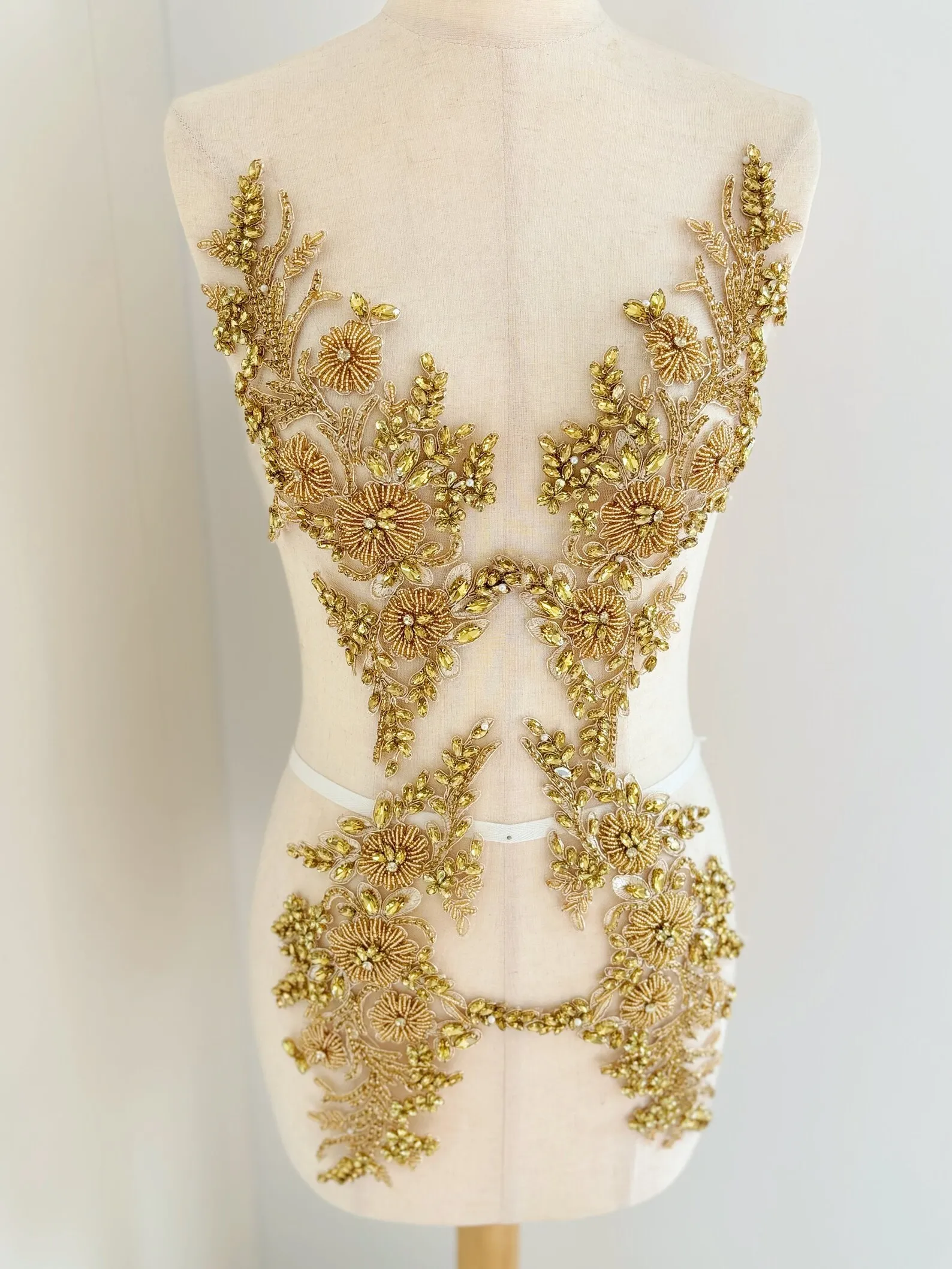 

Heavy Gold Flowers Rhinestone Applique Crystal Bodice Patch,Bead Applique For Couture And Dance Costume