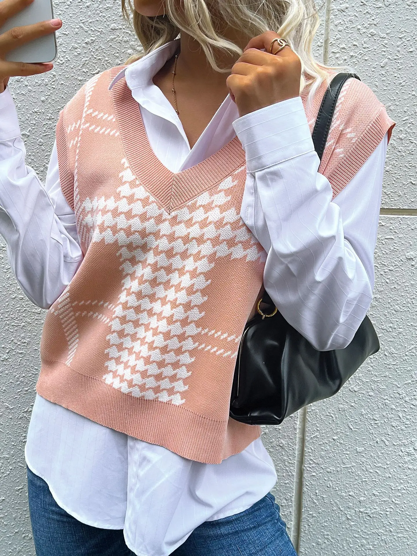 2022 Autumn and Winter New Fashion Women's Temperament Casual Sleeveless Sweater Vest Jacquard Sweater Elegant Slim Vest Ladies
2022 Autumn and Winter New Fashion Women's Temperament Casual Sleeveless Sweater Vest Jacquard Sweater Elegant Slim Vest Ladies