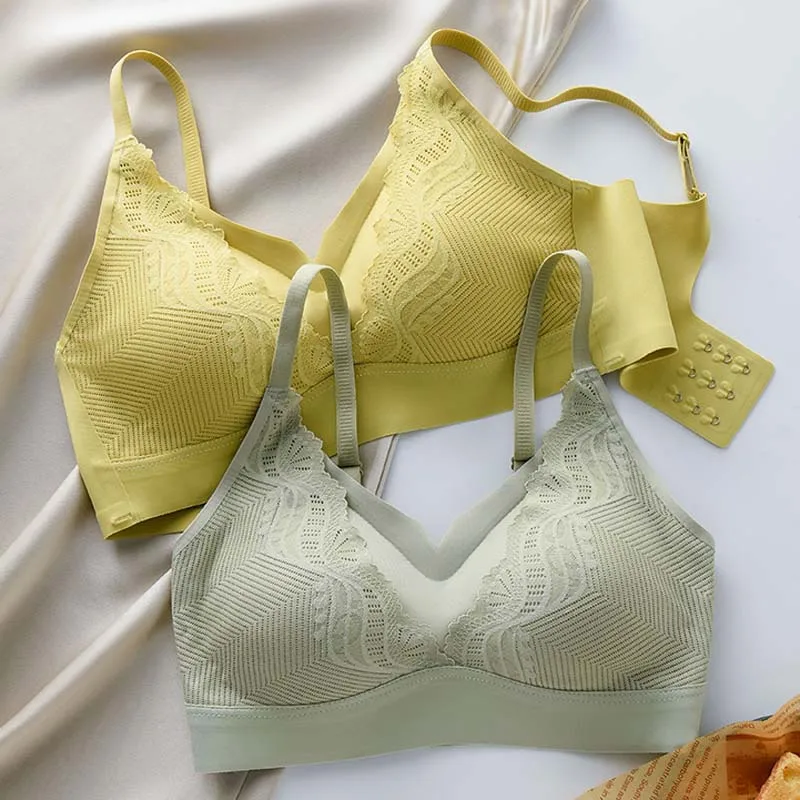 Roseheart New For Women Black Green Blue Wireless Padded Bras Push Up Bralette One-Piece Bras Cup A B Underwear Lingerie 
Roseheart New For Women Black Green Blue Wireless Padded Bras Push Up Bralette One-Piece Bras Cup A B Underwear Lingerie