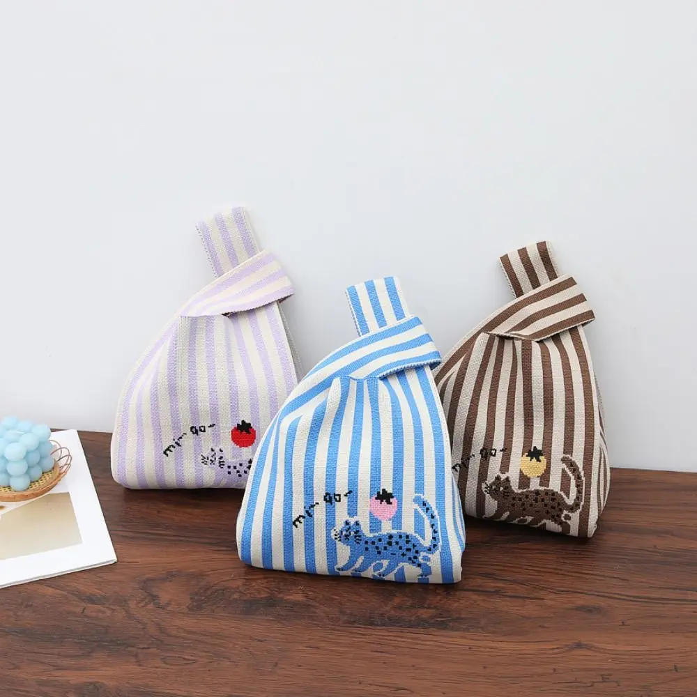 Stripe Knit Handbag Fashion Handmade Cat Shopping Bags Knit High-capacity Knot Wrist Bag Girls
Stripe Knit Handbag Fashion Handmade Cat Shopping Bags Knit High-capacity Knot Wrist Bag Girls