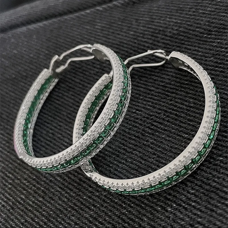 Серебряные серьги S925, инкрустированные изумрудом, высококачественные серьги, ювелирные изделия
Серебряные серьги S925, инкрустированные изумрудом, высококачественные серьги, ювелирные изделия