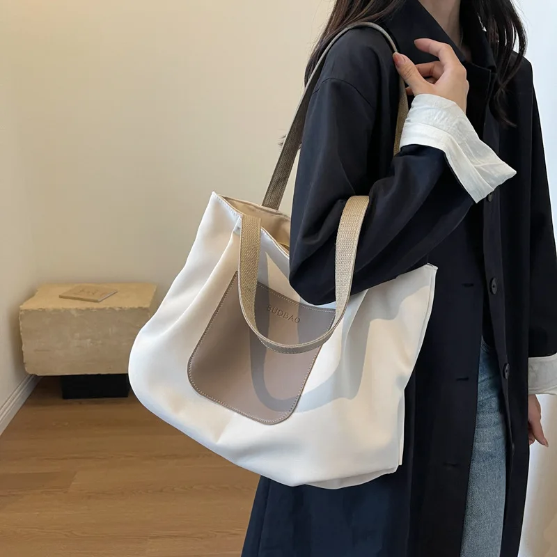 

New Fashion Handbag for Women Large Capacity Simple and Versatile Tote Bag Advanced Sense Work Commuting One Shoulder Bag