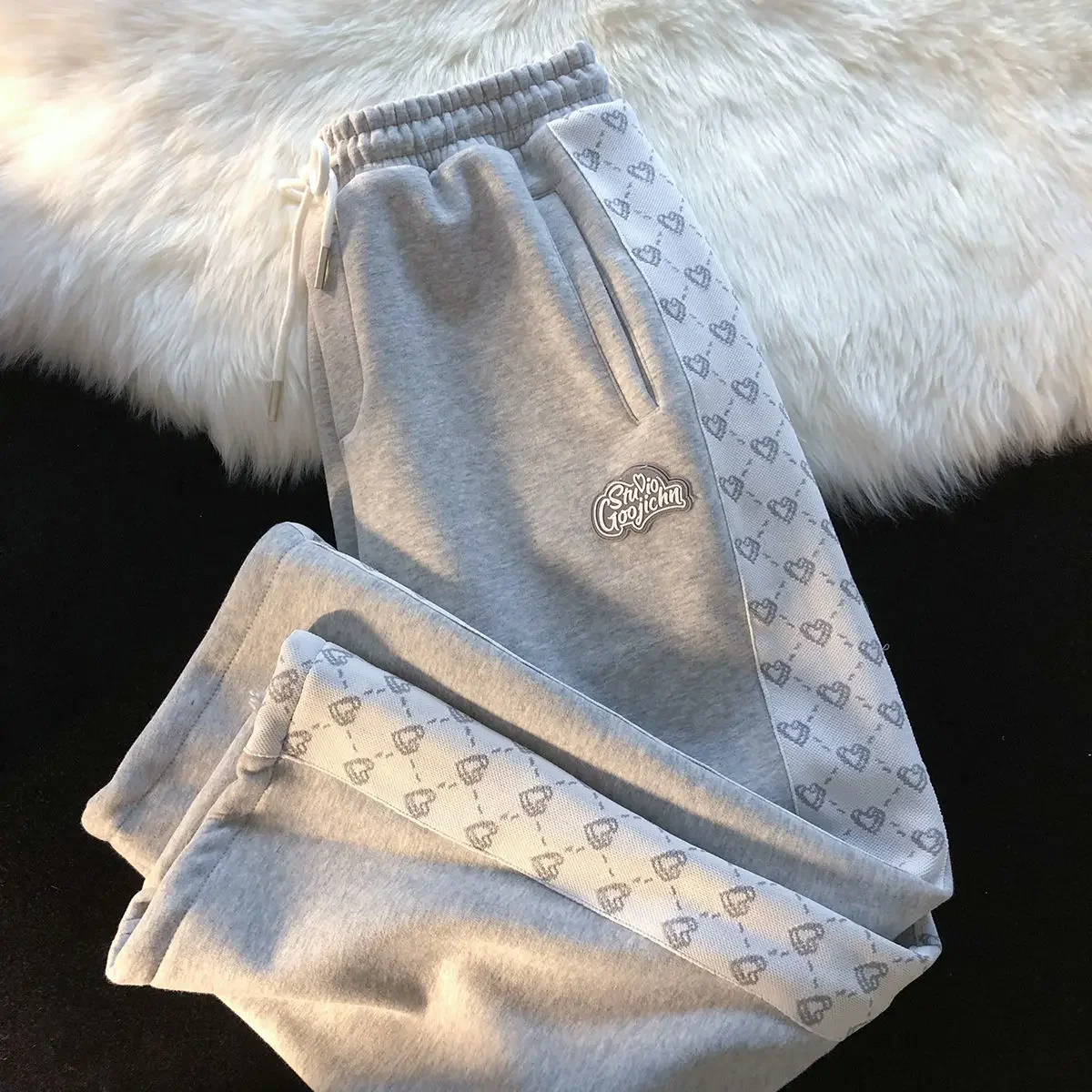 Niche Chic Design Women Casual Ins Tide Autumn Loose Straight Long Pants Streetwear Women
Niche Chic Design Women Casual Ins Tide Autumn Loose Straight Long Pants Streetwear Women