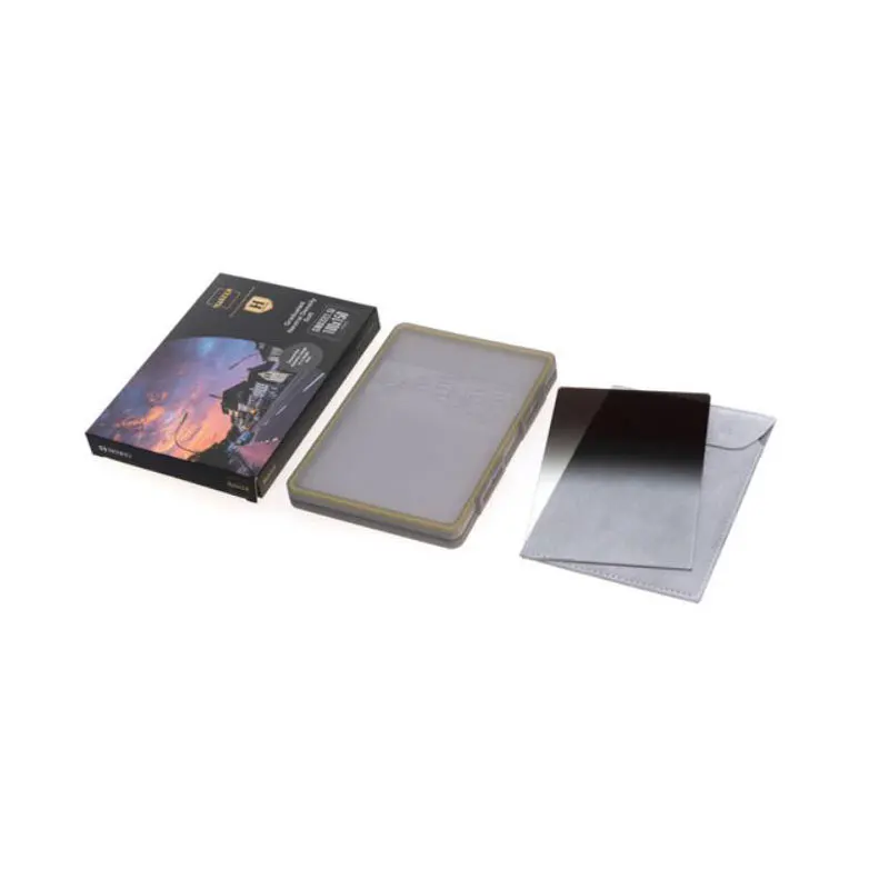 Benro 100x150mm MasterH Tempered Glass Series Soft Graduated Neutral Density 0.6 / 0.9 / 1.2 / 1.5 Filter
Benro 100x150mm MasterH Tempered Glass Series Soft Graduated Neutral Density 0.6 / 0.9 / 1.2 / 1.5 Filter