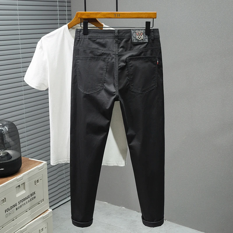 Large Size High-End Light Business Jeans Men's Straight Stretch Fitted All-Matching Casual Trendy High-End Black Skinny Pants
Large Size High-End Light Business Jeans Men's Straight Stretch Fitted All-Matching Casual Trendy High-End Black Skinny Pants