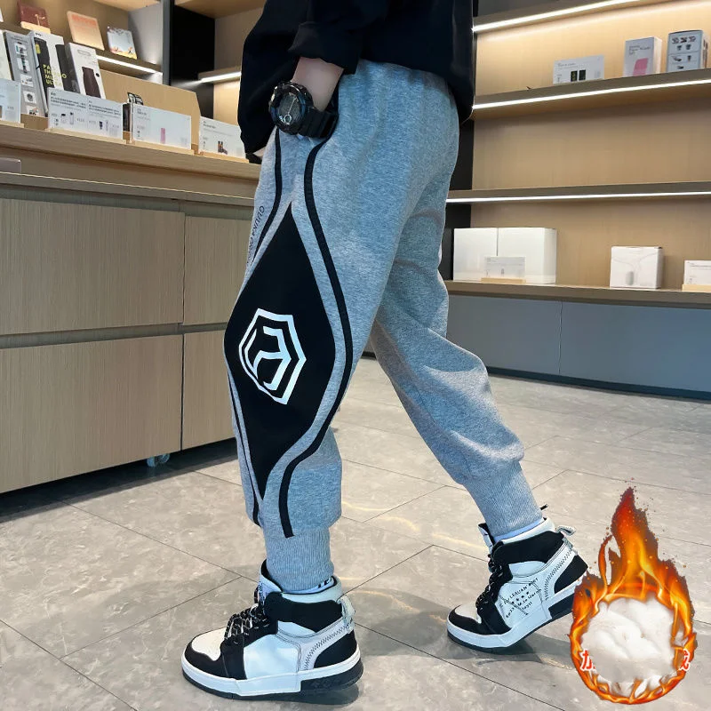 2023 New Kids Clothes Boys Sweatpants Spring Autumn Mid Waist Elastic Casual SportyLoose Contrast Color Trousers
2023 New Kids Clothes Boys Sweatpants Spring Autumn Mid Waist Elastic Casual SportyLoose Contrast Color Trousers