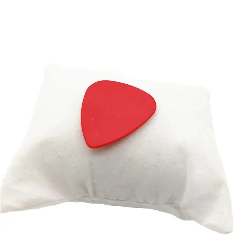 Drop Shipping 100pcs Matt Red Guitar Pick Nylon material 046mm/0.71mm/0.96mm Thickness XMAS chrimas gift guitar plectrum
Drop Shipping 100pcs Matt Red Guitar Pick Nylon material 046mm/0.71mm/0.96mm Thickness XMAS chrimas gift guitar plectrum