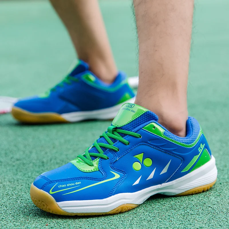 

New Arrival Brand Professional Tennis Shoes Men Women Lightweight Cow Muscle Badminton Sneakers Men Outdoor Race Trainers Shoes