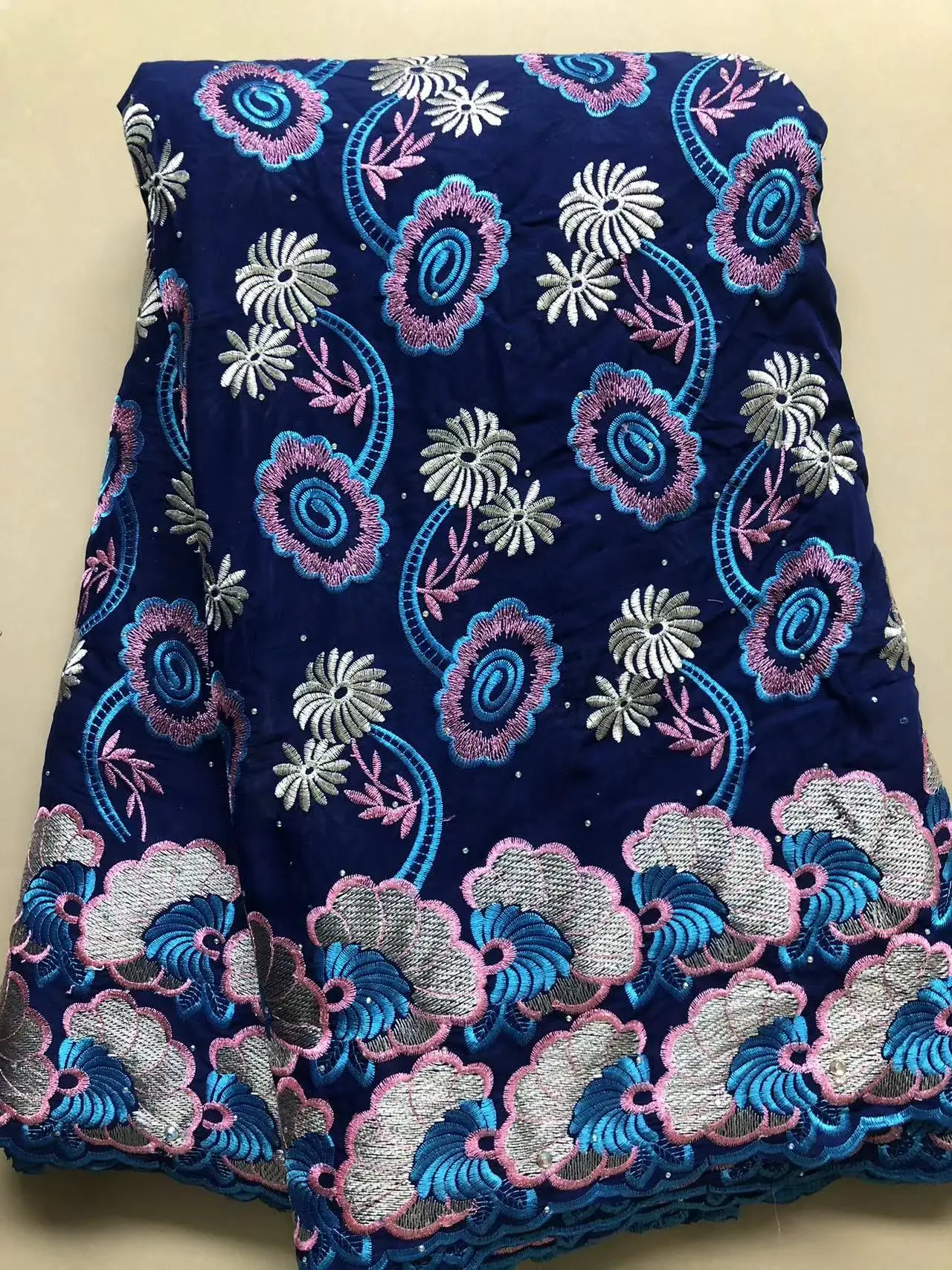 May Lace Nigerian Swiss Voile Lace Fabrics Embroidery African 100% Dry Cotton Dubai Style For Party Cloth Wedding Dress Material
May Lace Nigerian Swiss Voile Lace Fabrics Embroidery African 100% Dry Cotton Dubai Style For Party Cloth Wedding Dress Material