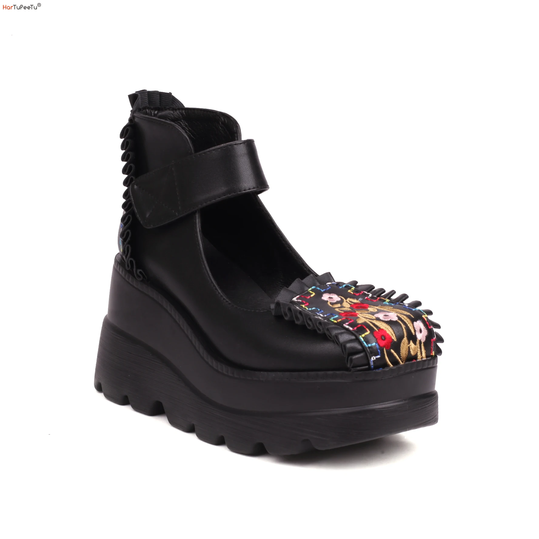 2023 New Punk Woman Pumps Street Black Gothic Style Loafers Shoes Girls Cosplay Embroidery Platform Thicken High Heels Wedges
2023 New Punk Woman Pumps Street Black Gothic Style Loafers Shoes Girls Cosplay Embroidery Platform Thicken High Heels Wedges