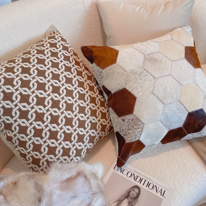 Retro Brown Cushion Cover Couch Decorative Pillow Case Simple Vintage Classical Geometric Jacquard Sofa Chair Coussin
Retro Brown Cushion Cover Couch Decorative Pillow Case Simple Vintage Classical Geometric Jacquard Sofa Chair Coussin