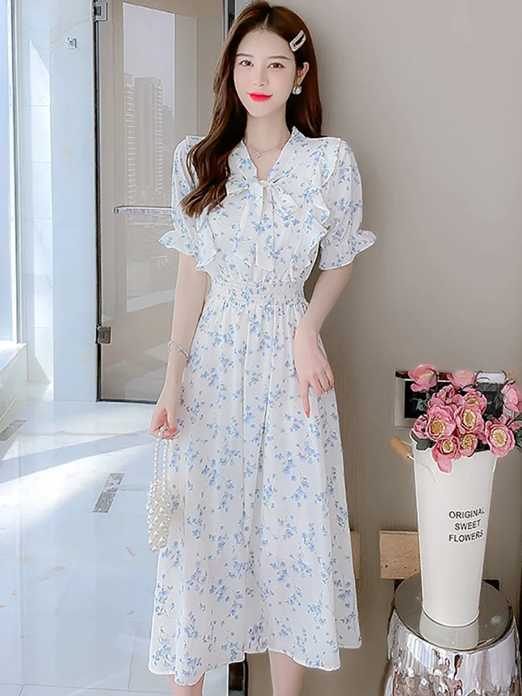 Women Floral Chiffon Chic Ruffled Midi Dress Summer Short Sleeve Bow Collar Dress 2023 Boho Elegant Bodycon Party Evening Dress
Women Floral Chiffon Chic Ruffled Midi Dress Summer Short Sleeve Bow Collar Dress 2023 Boho Elegant Bodycon Party Evening Dress