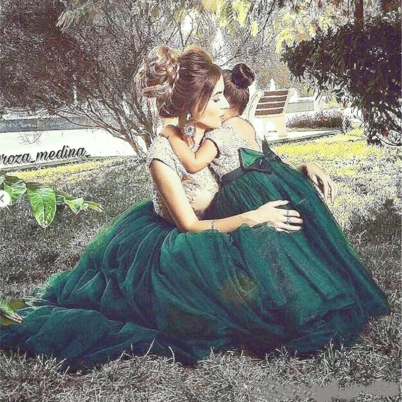

Темно-зеленое Цветочное платье для девочек платья для мамы и дочери для свадьбы в пол без рукавов Выпускные платья знаменитости Топ