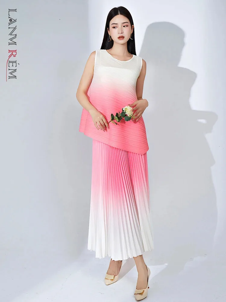 

LANMREM Pleated Gradient Two-piece Set For Women O-neck Sleeveless Irregular Tops With Fashion Skirt 2024 Summer Clothing 2Z1372