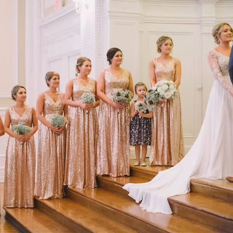Rose Gold Sequin Bridesmaid Dresses V Neck A Line Floor Length Vintage Maid of Honor Wedding Party Dress Robe De Soiree Mariage
Rose Gold Sequin Bridesmaid Dresses V Neck A Line Floor Length Vintage Maid of Honor Wedding Party Dress Robe De Soiree Mariage