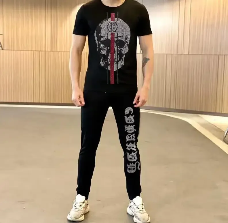 S-4XL Rhinestones Anime Graphic Tracksuits Fashion Streetwear hot drilling man 2pcs sets Men's Clothing
S-4XL Rhinestones Anime Graphic Tracksuits Fashion Streetwear hot drilling man 2pcs sets Men's Clothing