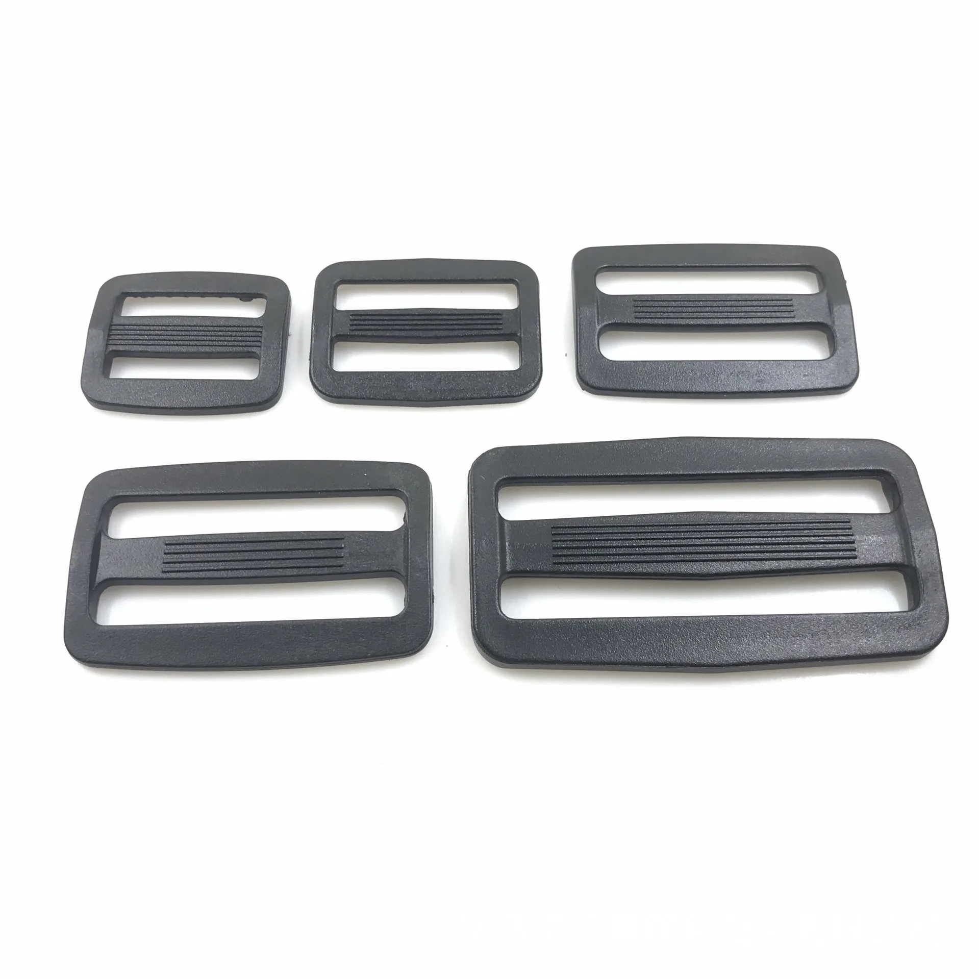 2023-LY1105 best quality luggage accessories 2.0-5.0CM day buckle outdoor backpack adjustment buckle
2023-LY1105 best quality luggage accessories 2.0-5.0CM day buckle outdoor backpack adjustment buckle