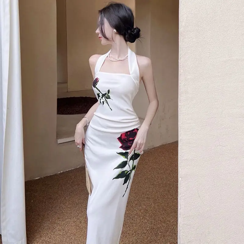 Luxury Socialite Ancient Style Rose Print Sexy Hanging Neck Backless Dress Medium Length Slim Fit Buttocks Wrapped Slit Skirt
Luxury Socialite Ancient Style Rose Print Sexy Hanging Neck Backless Dress Medium Length Slim Fit Buttocks Wrapped Slit Skirt