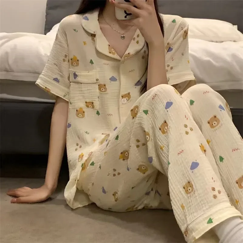 Bear Print Women's Summer Short Sleeve Pajama Set Crepe Ladies Turn Down Collar Sleepwear Single Breasted Home Wear for Female
Bear Print Women's Summer Short Sleeve Pajama Set Crepe Ladies Turn Down Collar Sleepwear Single Breasted Home Wear for Female