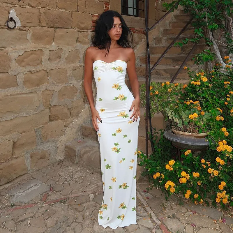 Women New Pleated Floral Dress High Waist Long Skirt Printed Strapless Skirt Elegant Luxurious Club Clothing Outfits Vestidos
Women New Pleated Floral Dress High Waist Long Skirt Printed Strapless Skirt Elegant Luxurious Club Clothing Outfits Vestidos