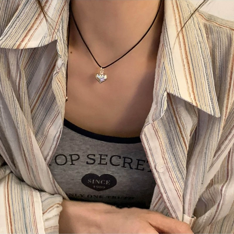 Heart Necklace Female Temperament Niche Net Red Collarbone Chain Korean Version Student Adjustable Chain Jewelry
Heart Necklace Female Temperament Niche Net Red Collarbone Chain Korean Version Student Adjustable Chain Jewelry