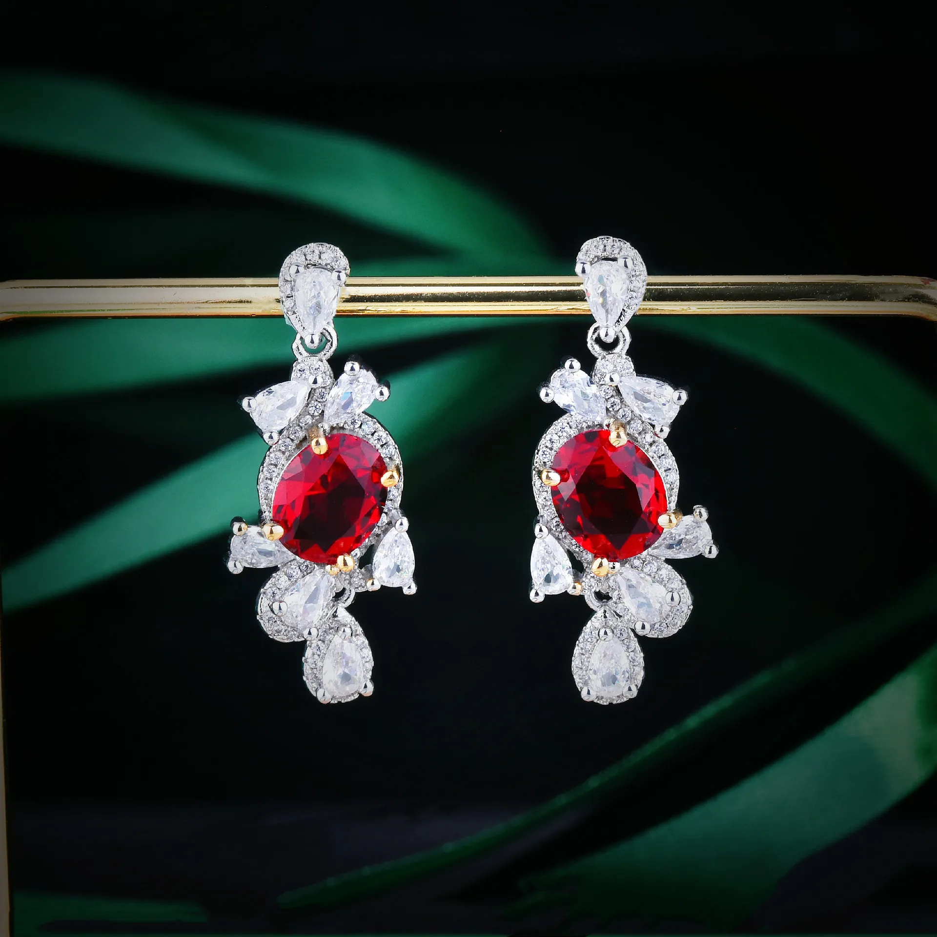 Luxury High Quality Artificial High Carbon Diamond Oval Ruby Earrings Women's Banquet Wedding Accessories Gifts
Luxury High Quality Artificial High Carbon Diamond Oval Ruby Earrings Women's Banquet Wedding Accessories Gifts