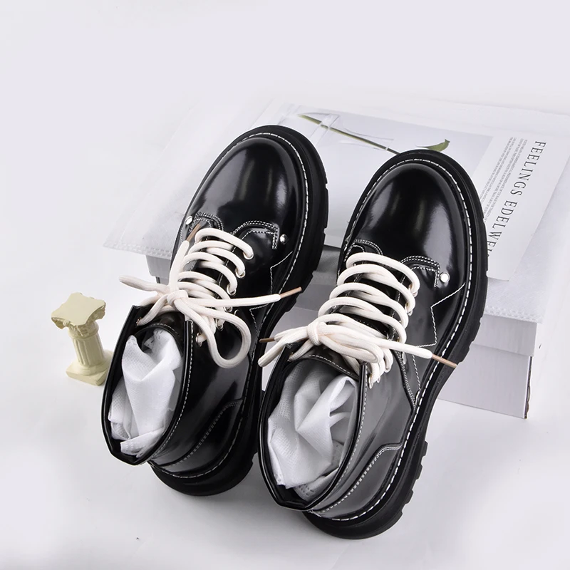 2022 Spring and Autumn New Fashion Cool Women's Short Boots Square Heel 3cm Heel High Women's Ankle Boots
2022 Spring and Autumn New Fashion Cool Women's Short Boots Square Heel 3cm Heel High Women's Ankle Boots