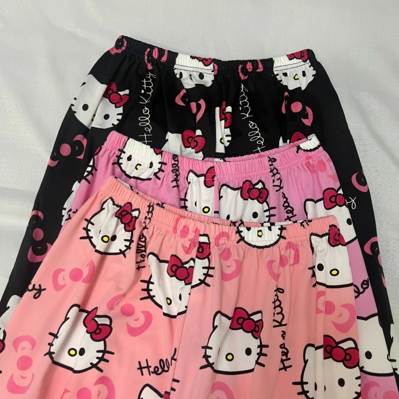 Летняя тонкая Пижама Sanrio из полиэстера с мультяшным рисунком Hello Kitty, шелковистые крутые стильные женские домашние штаны, повседневная одежда, брюки, подарок для девушки
Летняя тонкая Пижама Sanrio из полиэстера с мультяшным рисунком Hello Kitty, шелковистые крутые стильные женские домашние штаны, повседневная одежда, брюки, подарок для девушки