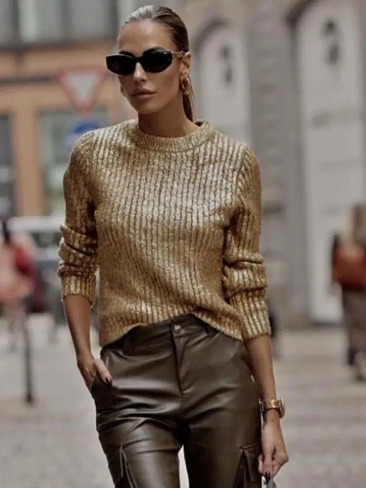 Women's Gold Bright Silk Pullover Sweater Elegant Causal Crew Collar Long Sleeved Jumpers 2023 Ladies Autumn Street Knitwear
Women's Gold Bright Silk Pullover Sweater Elegant Causal Crew Collar Long Sleeved Jumpers 2023 Ladies Autumn Street Knitwear