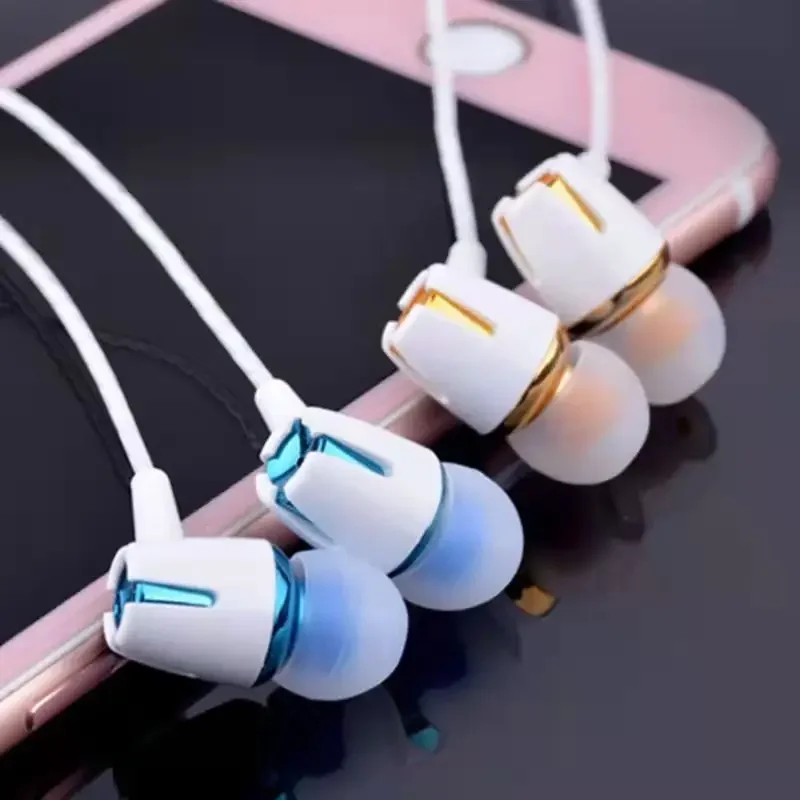Gaming HiFi Sound Wired Earphones With Mic For iPhone Huawei Xiaomi Samsung Noise Cancelling Stereo Bass Earbuds High Quality
Gaming HiFi Sound Wired Earphones With Mic For iPhone Huawei Xiaomi Samsung Noise Cancelling Stereo Bass Earbuds High Quality