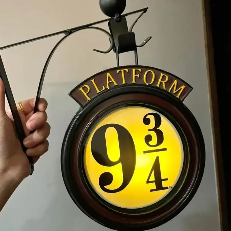 LED Hangings Wall Lamps Night Light Platform 9 3/4 Night Light 3D Lamp Home Room Decor Kids Birthday Gift clock toy
LED Hangings Wall Lamps Night Light Platform 9 3/4 Night Light 3D Lamp Home Room Decor Kids Birthday Gift clock toy