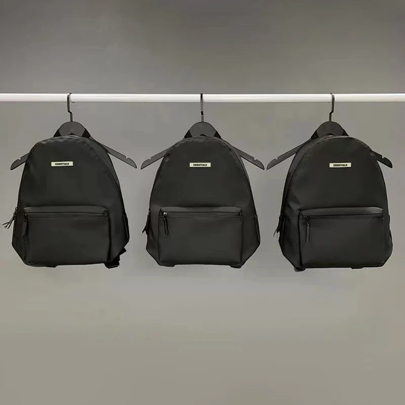 Luxury Design Men's Essentials Backpacks Large Capacity Backpack for Men Classic Women's High Street Leather Waterproof Handbags
Luxury Design Men's Essentials Backpacks Large Capacity Backpack for Men Classic Women's High Street Leather Waterproof Handbags