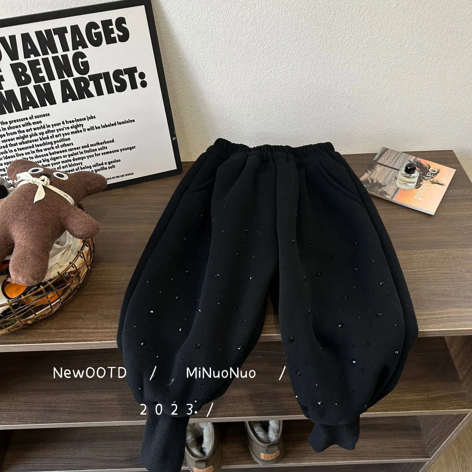 Kids Pants Children Winter Korean Plush Thickening Warm Loose Fitting Trousers Causal New Lantern Boys Trousers
Kids Pants Children Winter Korean Plush Thickening Warm Loose Fitting Trousers Causal New Lantern Boys Trousers