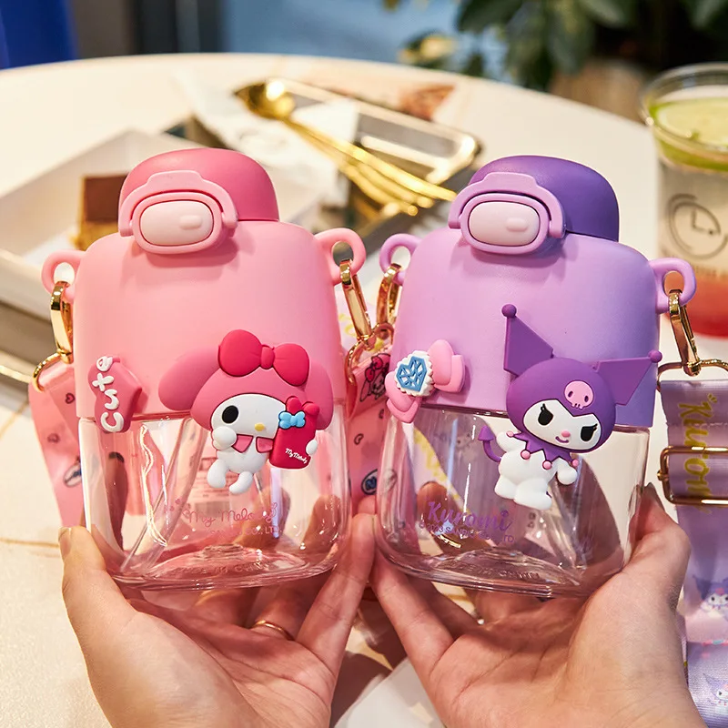 Kawaii Sanrio Cinnamoroll My Melody Kuromi Pom Purin аниме детская чашка для воды мультяшная Милая портативная соломенная чашка Милая чашка для питья
Kawaii Sanrio Cinnamoroll My Melody Kuromi Pom Purin аниме детская чашка для воды мультяшная Милая портативная соломенная чашка Милая чашка для питья