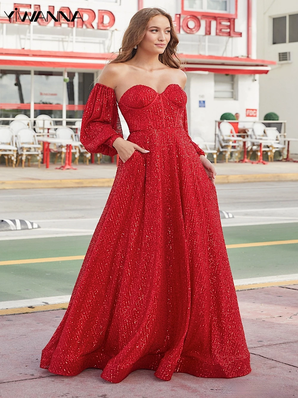 Romantic Sweetheart Neck Prom Dress Sexy Sleeveless Backless Cocktail Gown Sparkly Sequins Long Evening Dress Robe De Mariée 
Romantic Sweetheart Neck Prom Dress Sexy Sleeveless Backless Cocktail Gown Sparkly Sequins Long Evening Dress Robe De Mariée